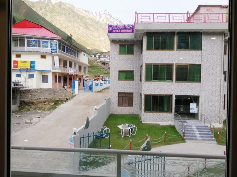 Cloud Way Hotel Наран Екстериор снимка